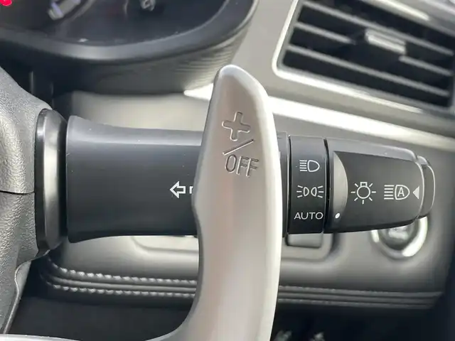 三菱 デリカＤ：５ P 滋賀県 2023(令5)年 1.5万km グラファイトグレーメタリック/ブラックマイカ 社外ナビ/(Bluetooth/フルセグ/CD/DVD)/両側電動スライドドア/全方位カメラ/衝突軽減ブレーキ/レーンキープアシスト/レーダークルーズコントロール/ブラインドスポットモニター/LEDオートライト/Autoハイビーム/フォグ/サイドステップ/電動パーキング/ブレーキホールド/ドライブレコーダー/D席パワーシート/シートヒーター/ステアリングヒーター/パドルシフト/デフロック/ヒルディセントコントロール