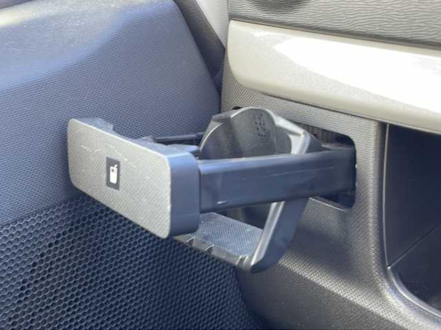 スバル ステラ G スマートアシストα 岩手県 2014(平26)年 7.8万km ブラックマイカメタリック ナビ　フルセグ　Ｂｌｕｅｔｏｏｔｈ　ＣＤ／ＤＶＤ再生　ＥＴＣ　盗難防止システム　アイドリングストップ　横滑り防止　衝突軽減システム　衝突安全ボディ　プライバシーガラス　１４インチＡＷ　スマートキー