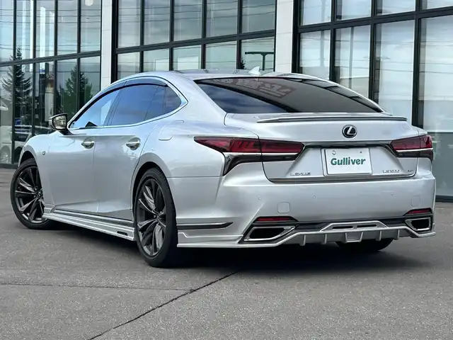 レクサス ＬＳ 500 Fスポーツ 道南・函館 2018(平30)年 5.5万km ソニックシルバー /純正ナビ//フルセグTV//パノラミックビューモニター//ドライブレコーダー//ETC//デジタルインナーミラー//社外エアロ//パワーバックドア//白革シート//前席パワーシート//前席エアシート//前席シートヒーター//ステアリングヒーター//プリクラッシュセーフティ//ブラインドスポットモニター//レーダークルーズコントロール//レーンキープアシスト//オートマチックハイビーム//LEDヘッドライト//オートライト