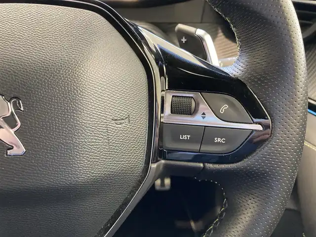 プジョー プジョー ２０８ GT 熊本県 2021(令3)年 3.3万km 黄Ⅱ ・スマートキー/・プッシュスタート/・アクティブセーフティブレーキ/・トラフィックサインインフォメーション/・疲労検知/・ブラインドスポットモニター/・インテリジェントハイビーム/・パーキングセンサー/・クルーズコントロール(追従式)/・ハーフレザーシート/・前席シートヒーター/・純正ディスプレイオーディオ/　【Bluetooth・USB・AppleCarPlay・AndroidAuto】/・バックカメラ/・ETC/・ドライブレコーダー(前後録画)/・ルーフラック/・LEDヘッドランプ/・純正マット