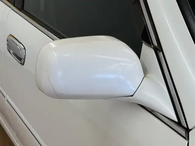 トヨタ クラウン エステート アスリート E 群馬県 2002(平14)年 8.9万km ホワイトパールクリスタルシャイン カセット/AM/FM/ETC/電動格納ミラー/ドアバイザー/ルーフレール/サングラスホルダー/オートライト/バニティーミラー/バックドアイージークローザー/コインホルダー