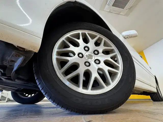 トヨタ クラウン エステート アスリート E 群馬県 2002(平14)年 8.9万km ホワイトパールクリスタルシャイン カセット/AM/FM/ETC/電動格納ミラー/ドアバイザー/ルーフレール/サングラスホルダー/オートライト/バニティーミラー/バックドアイージークローザー/コインホルダー