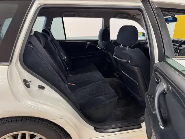 トヨタ クラウン エステート アスリート E 群馬県 2002(平14)年 8.9万km ホワイトパールクリスタルシャイン カセット/AM/FM/ETC/電動格納ミラー/ドアバイザー/ルーフレール/サングラスホルダー/オートライト/バニティーミラー/バックドアイージークローザー/コインホルダー