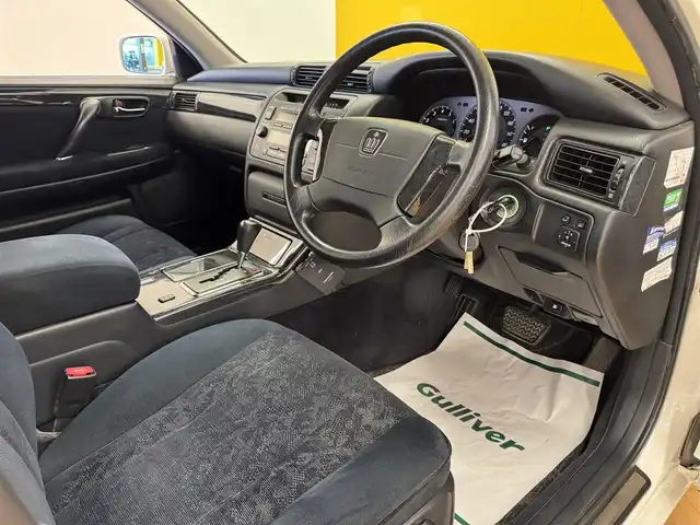 トヨタ クラウン エステート アスリート E 群馬県 2002(平14)年 8.9万km ホワイトパールクリスタルシャイン カセット/AM/FM/ETC/電動格納ミラー/ドアバイザー/ルーフレール/サングラスホルダー/オートライト/バニティーミラー/バックドアイージークローザー/コインホルダー