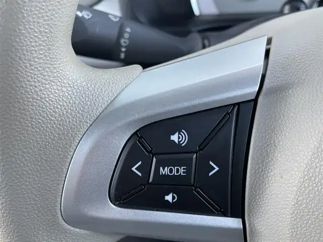 ダイハツ ミラ トコット G リミテッド SAⅢ 香川県 2020(令2)年 4.3万km サニーデイブルーメタリック 登録時走行距離43059km/スマートアシストIII/・衝突回避支援ブレーキ機能/・衝突警報機能/・車線逸脱警報機能/・誤発進抑制制御機能/・先行車発進お知らせ機能/・オートマチックハイビーム/純正SDナビ/（CD/DVD/Bluetooth/フルセグTV）/パノラミックビューモニター/バックカメラ/前席シートヒーター/ステアリングスイッチ/LEDヘッドライト/ヘッドライトレベライザー/オートライト/プッシュスタート/スマートキー