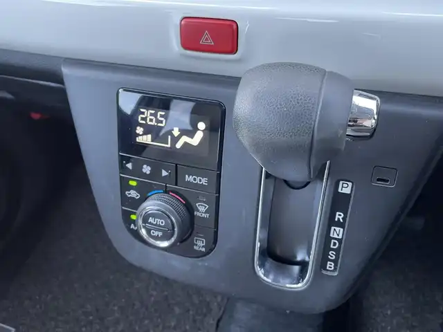 ダイハツ ミラ トコット G リミテッド SAⅢ 香川県 2020(令2)年 4.3万km サニーデイブルーメタリック 登録時走行距離43059km/スマートアシストIII/・衝突回避支援ブレーキ機能/・衝突警報機能/・車線逸脱警報機能/・誤発進抑制制御機能/・先行車発進お知らせ機能/・オートマチックハイビーム/純正SDナビ/（CD/DVD/Bluetooth/フルセグTV）/パノラミックビューモニター/バックカメラ/前席シートヒーター/ステアリングスイッチ/LEDヘッドライト/ヘッドライトレベライザー/オートライト/プッシュスタート/スマートキー