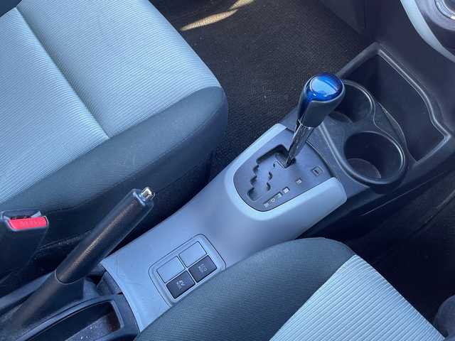 トヨタ アクア S 愛知県 2014(平26)年 9.1万km グレーメタリック ・禁煙車/・ワンオーナー/・純正ナビ/フルセグTV/　(NSCP-W64)/・バックカメラ/・ETC/・オートライト/・スマートキー/・プッシュスタート/・ステアスイッチ/・ドアバイザー/・フロアマット/・新車保証書/・取扱説明書/・スペアキー