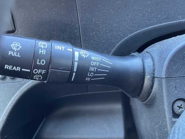 トヨタ アクア S 愛知県 2014(平26)年 9.1万km グレーメタリック ・禁煙車/・ワンオーナー/・純正ナビ/フルセグTV/　(NSCP-W64)/・バックカメラ/・ETC/・オートライト/・スマートキー/・プッシュスタート/・ステアスイッチ/・ドアバイザー/・フロアマット/・新車保証書/・取扱説明書/・スペアキー