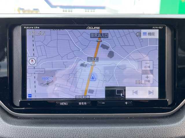 ダイハツ ムーヴ X SAⅢ 茨城県 2021(令3)年 6万km ホワイト 社外メモリナビ/（ＦＭ／ＡＭ／ＢＴ／ＣＤ／ＤＶＤ）　/バックカメラ　/シートヒーター　　/スマートキー　/アイドリングストップ　/ＬＥＤヘッドライト　/オートライト　/衝突軽減ブレーキ　/ドライブレコーダー　/ＥＴＣ/ドアバイザー