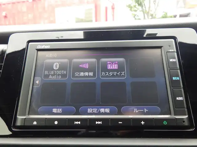 ホンダ フィット ベーシック 千葉県 2020(令2)年 6.1万km シャイニンググレーM 185/60R15/ホンダセンシング/・衝突軽減ブレーキ（CMBS）/・車線維持支援システム（LKAS）/・アダプティブクルーズコントロール（ACC）/・後方誤発進抑制機能/・誤発進抑制機能/純正メモリーナビ/【DVD/CD再生機能】/バックカメラ/ウインカーミラー/サイド/カーテンエアバッグ/Honda スマートキー