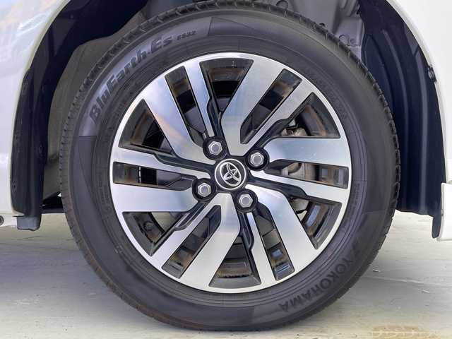トヨタ ルーミー カスタムG 愛知県 2019(令1)年 1.6万km パールホワイトⅢ 純正ナビ/・フルセグ/・Bluetooth/・CD/・DVD/バックカメラ/両側パワースライドドア/クルーズコントロール/前後ドライブレコーダー/ＥＴＣ/衝突軽減ブレーキ/コーナーセンサー/横滑り防止装置/車線逸脱警告/先行車発進ブザー/ステアリングスイッチ/LEDヘッドライト/オートライト/オートハイビーム/フォグランプ/アイドリングストップ/スマートキー/スペアキー