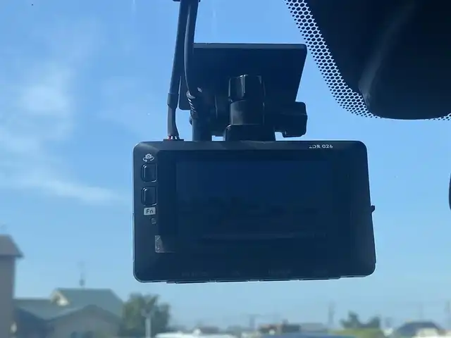 レクサス ＮＸ 300h バージョンL 熊本県 2019(令1)年 8万km ソニッククォーツ ワンオーナー/純正ナビ/・CD/DVD/BT/SD/AUX/USB/・フルセグTV/・全周囲カメラ/レクサスセーフティシステム/・レーントレーシングアシスト/・プリクラッシュセーフティ/・パーキングサポートブレーキ/・ロードサインアシスト/・先行車発進お知らせ/・ヘッドアップディスプレイ/・ブラインドスポットモニター/・オートハイビーム/・レーダークルーズコントロール/パワーバックドア/革巻きステアリング/ステアリングスイッチ/パドルシフト/ステアリングヒーター/前席パワーシート/D席メモリ付き/前席シートヒーター/クーラー/横滑り防止装置/前後ドライブレコーダー/電動パーキングブレーキ/オートホールドブレーキ/ETC2.0/純正フロアマット/純正アルミホイール/ドアバイザー/スペアキー/カードキー