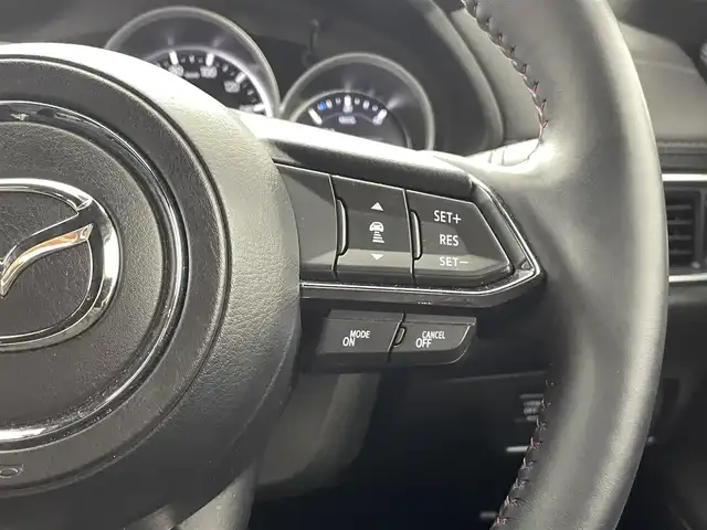 マツダ ＣＸ－８ XD ブラックトーンエディション 熊本県 2023(令5)年 2.9万km プラチナクォーツメタリック 純正ナビ（ＡｐｐｌＣａｒＰｌａｙ・ＡｎｄｒｏｉｄＡｕｔｏ・ＢＴ・フルセグ・ＵＳＢ）/全周囲カメラ　/社外前後ドライブレコーダー（ZDR016）　/ＥＴＣ　/レーダークルーズコントロール　/衝突軽減ブレーキ/レーンキープアシスト/ブラインドスポットモニター/ドライバーアテンションアラート/横滑り防止/アイドリングストップ/前後クリアランスソナー　/前席2列目シートヒーター/前席パワーシート/置くだけ充電/ハーフレザーシート/純正フロアマット/純正19インチAW/オートライト/LEDヘッドライト/スマートキー/プッシュスタート/保証書/取扱説明書