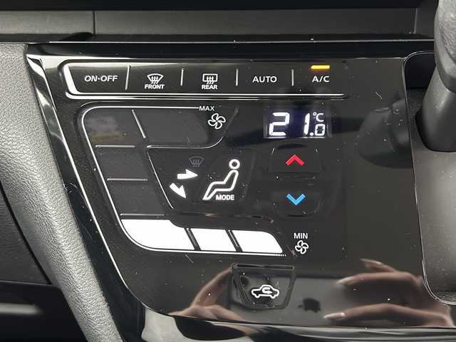 日産 ルークス HWS Gターボ プロパイロットED 大阪府 2020(令2)年 6.2万km スパークリングレッド/ブラック 純正ナビ/【フルセグTV/Bluetooth/CD/DVD/USB接続/SDサーバー】/プロパイロット/アラウンドビューモニター/リアリーシングファン(プラズマクラスター)/パーソナルテーブル/ロールサンシェード/プラズマクラスター/両側パワースライドドア/前後コーナーセンサー/追従クルーズコントロール/エマージェンシーブレーキ/オートマチックハイビーム/車線逸脱防止機能/車線逸脱防止支援/先行車発進おしらせ/保証書/取扱説明書/点検記録簿