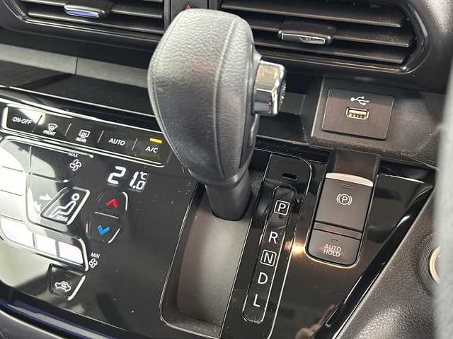 日産 ルークス HWS Gターボ プロパイロットED 大阪府 2020(令2)年 6.2万km スパークリングレッド/ブラック 純正ナビ/【フルセグTV/Bluetooth/CD/DVD/USB接続/SDサーバー】/プロパイロット/アラウンドビューモニター/リアリーシングファン(プラズマクラスター)/パーソナルテーブル/ロールサンシェード/プラズマクラスター/両側パワースライドドア/前後コーナーセンサー/追従クルーズコントロール/エマージェンシーブレーキ/オートマチックハイビーム/車線逸脱防止機能/車線逸脱防止支援/先行車発進おしらせ/保証書/取扱説明書/点検記録簿