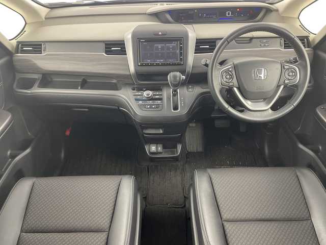 ホンダ フリード G ホンダセンシング 大阪府 2022(令4)年 3.2万km ミッドナイトブルービームM Honda SENSING/・衝突軽減ブレーキ/・車線維持システム/・アダプティブ・クルーズ・コントロール/・トラフィックジャムアシスト/・路外逸脱抑制機能/・後方誤発進抑制機能/純正ナビ/　CD/BT/バック・サイドカメラ/両側パワースライドドア/LEDオートライト/ハーフレザーシート/前席シートヒーター/純正15インチアルミホイール/後方コーナーセンサー/スマートキー/ビルトインETC/ステアリングスイッチ/革巻きステアリング/アイドリングストップ/電動格納ウィンカーミラー/純正フロアマット/後席サンシェード/ISOFIX