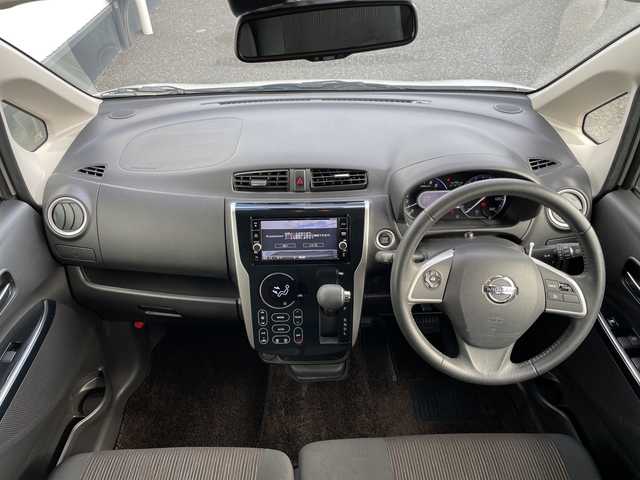 日産 デイズ ハイウェイスターG ターボ 千葉県 2019(平31)年 2.6万km ホワイトパール 純正ナビ/全周囲カメラ/ドライブレコーダー/車線逸脱警報/クルーズコントロール/横滑り防止装置/ETC/アイドリングストップ/LEDヘッドライト/オートライト/ウィンカーミラー/電動格納ミラー/純正15インチAW/シートリフター/プッシュスタート/スマートキー/フロアマット/取扱説明書