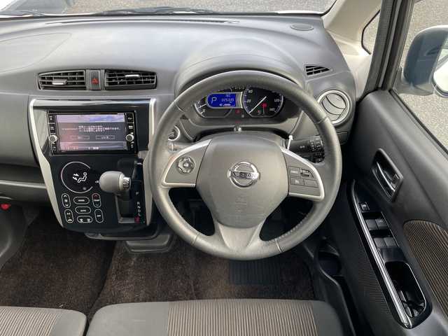 日産 デイズ ハイウェイスターG ターボ 千葉県 2019(平31)年 2.6万km ホワイトパール 純正ナビ/全周囲カメラ/ドライブレコーダー/車線逸脱警報/クルーズコントロール/横滑り防止装置/ETC/アイドリングストップ/LEDヘッドライト/オートライト/ウィンカーミラー/電動格納ミラー/純正15インチAW/シートリフター/プッシュスタート/スマートキー/フロアマット/取扱説明書