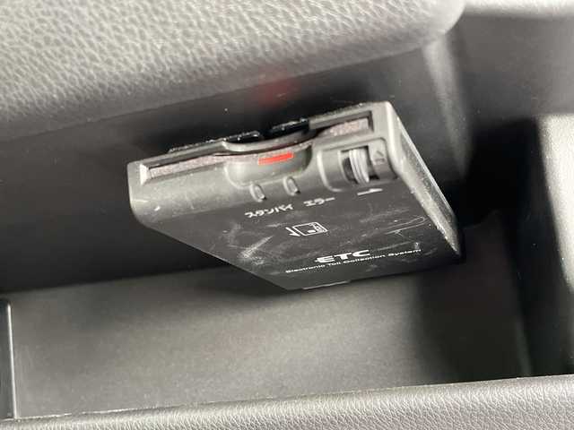 日産 デイズ ハイウェイスターG ターボ 千葉県 2019(平31)年 2.6万km ホワイトパール 純正ナビ/全周囲カメラ/ドライブレコーダー/車線逸脱警報/クルーズコントロール/横滑り防止装置/ETC/アイドリングストップ/LEDヘッドライト/オートライト/ウィンカーミラー/電動格納ミラー/純正15インチAW/シートリフター/プッシュスタート/スマートキー/フロアマット/取扱説明書