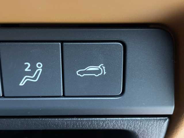 マツダ ＣＸ－６０ XD HV プレミアムスポーツ 群馬県 2023(令5)年 2.7万km ソウルレッドクリスタルM ４ＷＤ　サンルーフ　純正１２．３型ナビ　全周囲カメラ　ＢＯＳＥサウンド　レザーシート　シートヒーター／シートベンチレーション　ステアリングヒーター　電動リアゲート　ETC　衝突被害軽減ブレーキ　禁煙車