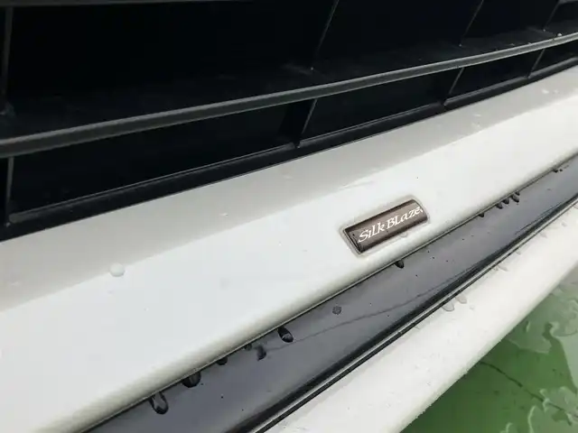 トヨタ ヴェルファイア Z Gエディション 神奈川県 2016(平28)年 8.9万km ホワイトパールクリスタルシャイン JBLサウンドシステム/純正10型ナビ/・AM/FM SD CD BT フルセグTV/レーダークルーズコントロール/nanoeオートエアコン/両側電動スライドドア/パワーバックドア/電動パーキングブレーキ/オートブレーキホールド/アラウンドビューカメラ/ETC/インテリジェントクリアランスソナー/ハーフレザーシート/助手席パワーオットマン/ステアリングヒーター/LEDヘッドライト/LEDイルミネーション/後席サンシェード/自動防眩ミラー