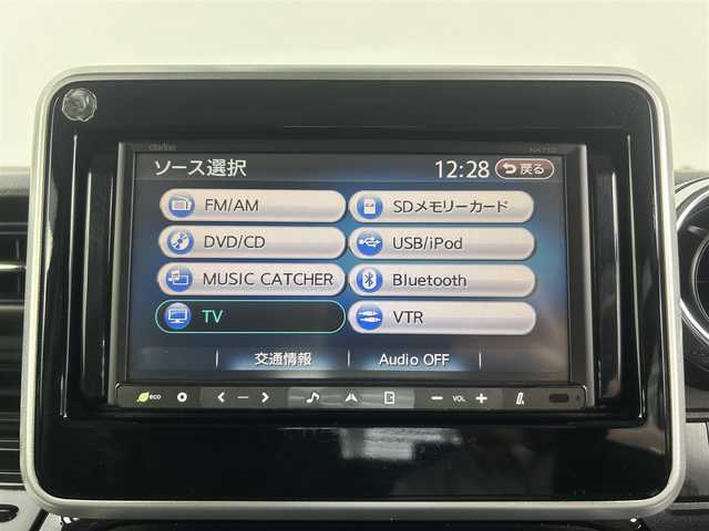 スズキ スペーシア カスタム HYBRID XS ターボ 埼玉県 2021(令3)年 5.7万km ピュアホワイトP 両側パワースライドドア　　ハーフレザーシート　シートヒーター　　衝突被害軽減ブレーキ　メモリーナビ　Ｂｌｕｅｔｏｏｔｈ　フルセグＴＶ　ＭＳＶ　ドライブレコーダー　ＬＥＤライト　オートライト　Ｒソナー