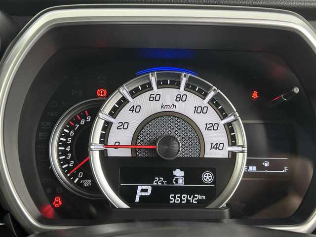 スズキ スペーシア カスタム HYBRID XS ターボ 埼玉県 2021(令3)年 5.7万km ピュアホワイトP 両側パワースライドドア　　ハーフレザーシート　シートヒーター　　衝突被害軽減ブレーキ　メモリーナビ　Ｂｌｕｅｔｏｏｔｈ　フルセグＴＶ　ＭＳＶ　ドライブレコーダー　ＬＥＤライト　オートライト　Ｒソナー