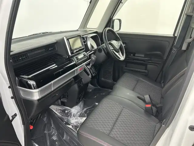 スズキ スペーシア カスタム HYBRID XS ターボ 埼玉県 2021(令3)年 5.7万km ピュアホワイトP 両側パワースライドドア　　ハーフレザーシート　シートヒーター　　衝突被害軽減ブレーキ　メモリーナビ　Ｂｌｕｅｔｏｏｔｈ　フルセグＴＶ　ＭＳＶ　ドライブレコーダー　ＬＥＤライト　オートライト　Ｒソナー