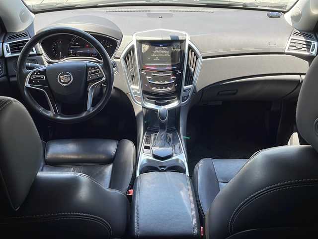 キャデラック ＳＲＸ クロスオーバー プレミアム 静岡県 2015(平27)年 10.2万km 黒 4WD/社外ナビ/・フルセグTV/・CD/ラジオ/Bluetooth/主要装備/・パワーバックドア/・Boseサウンドシステム/・ルーフレール/・コーナーセンサー/・バックカメラ、サイドカメラ/・レザーシート/・シートヒーター/・パワーシート/・プッシュスタート/・スマートキー/・パワーバックドア/・Boseサウンドシステム/・ルーフレール/・コーナーセンサー