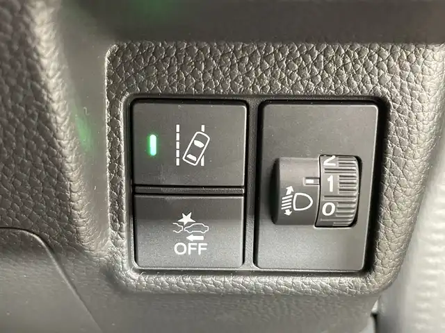 ホンダ Ｎ ＢＯＸ カスタム L 栃木県 2022(令4)年 1.2万km ミッドナイトブルービームM モニター付きオーディオ/バックカメラ/ホンダセンシング/・衝突軽減ブレーキ/・車線逸脱警報/・先行車発進告知機能/・標識認識機能/オートクルーズコントロール/オートホールド/コーナーセンサー/片側パワスラ/シートヒーター/禁煙車/オートライト/LEDヘッドライト/横滑り防止装置/フォグランプ/スマートキー/プッシュスタート/ステアリングスイッチ/ウィンカーミラー/電動格納ミラー/純正14インチアルミホイール/社外フロアマット
