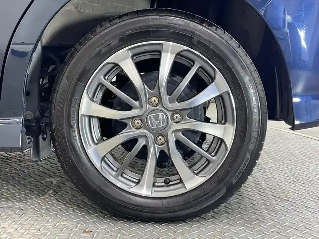 ホンダ Ｎ ＢＯＸ カスタム L 栃木県 2022(令4)年 1.2万km ミッドナイトブルービームM モニター付きオーディオ/バックカメラ/ホンダセンシング/・衝突軽減ブレーキ/・車線逸脱警報/・先行車発進告知機能/・標識認識機能/オートクルーズコントロール/オートホールド/コーナーセンサー/片側パワスラ/シートヒーター/禁煙車/オートライト/LEDヘッドライト/横滑り防止装置/フォグランプ/スマートキー/プッシュスタート/ステアリングスイッチ/ウィンカーミラー/電動格納ミラー/純正14インチアルミホイール/社外フロアマット
