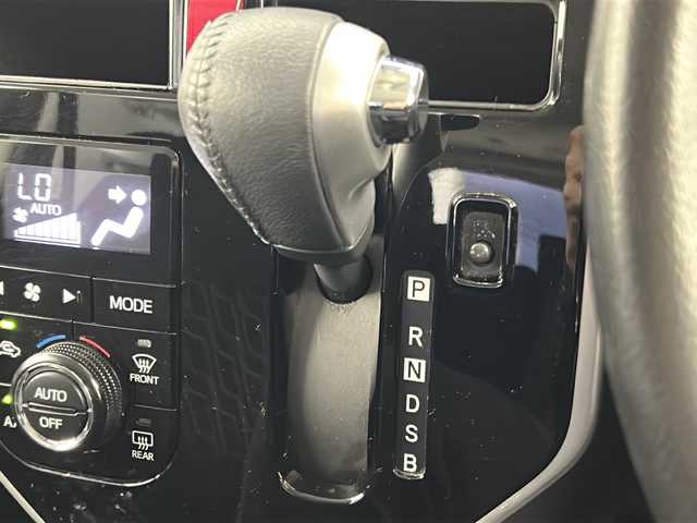 トヨタ ルーミー カスタムG 宮城県 2019(平31)年 7.5万km パールホワイトⅢ 禁煙車/Toyota Safety Sense/・プリクラッシュセーフティ		/・レーンディパーチャーアラート		/・オートマチックハイビーム/純正7型ナビ/・BT.CD.DVD.SD/バックカメラ/フルセグTV/両側パワースライドドア/ビルトインETC/プッシュスタート/スマートキー×２/革巻きステアリング/ステアリングスイッチ/純正ドアバイザー/LEDヘッドライト/LEDフォグランプ/アイドリングストップ/純正14インチアルミホイール/横滑り防止機能