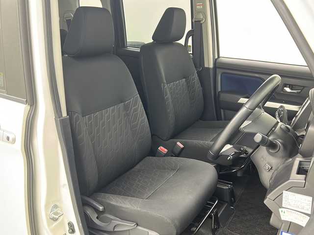 トヨタ ルーミー カスタムG 宮城県 2019(平31)年 7.5万km パールホワイトⅢ 禁煙車/Toyota Safety Sense/・プリクラッシュセーフティ		/・レーンディパーチャーアラート		/・オートマチックハイビーム/純正7型ナビ/・BT.CD.DVD.SD/バックカメラ/フルセグTV/両側パワースライドドア/ビルトインETC/プッシュスタート/スマートキー×２/革巻きステアリング/ステアリングスイッチ/純正ドアバイザー/LEDヘッドライト/LEDフォグランプ/アイドリングストップ/純正14インチアルミホイール/横滑り防止機能