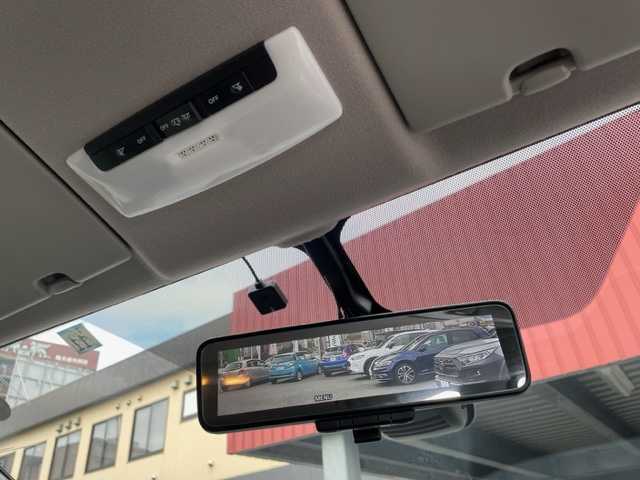 日産 セレナ e－パワー ハイウェイスター V 神奈川県 2020(令2)年 2.9万km ダークメタルグレー ワンオーナー/プロパイロット/・インテリジェントクルーズコントロール/社外メモリナビ【AVIC-RQ911】/・DTV/DVD/CD/BT/SD/全方位カメラ/クリアランスソナー/カブロンシート/インテリジェントルームミラー/ETC/後席用モニター/両側パワースライドドア/後席用サンシェード/インテリジェントエマージェンシーブレーキ/後側方車両検知警報/後側方衝突防止支援/車線逸脱警報/車線逸脱防止支援/純正15インチAW/オートライト/純正LEDヘッドライト/フォグランプ/プッシュEgスタート/ストップ/インテリジェントキー×2/ターンランプ付電動格納ドアミラー/純正フロアマット/取扱説明書/新車時保証書