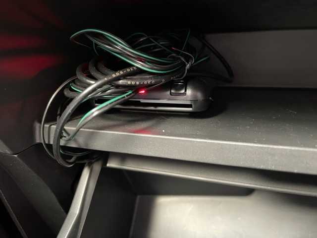 日産 セレナ e－パワー ハイウェイスター V 神奈川県 2020(令2)年 2.9万km ダークメタルグレー ワンオーナー/プロパイロット/・インテリジェントクルーズコントロール/社外メモリナビ【AVIC-RQ911】/・DTV/DVD/CD/BT/SD/全方位カメラ/クリアランスソナー/カブロンシート/インテリジェントルームミラー/ETC/後席用モニター/両側パワースライドドア/後席用サンシェード/インテリジェントエマージェンシーブレーキ/後側方車両検知警報/後側方衝突防止支援/車線逸脱警報/車線逸脱防止支援/純正15インチAW/オートライト/純正LEDヘッドライト/フォグランプ/プッシュEgスタート/ストップ/インテリジェントキー×2/ターンランプ付電動格納ドアミラー/純正フロアマット/取扱説明書/新車時保証書