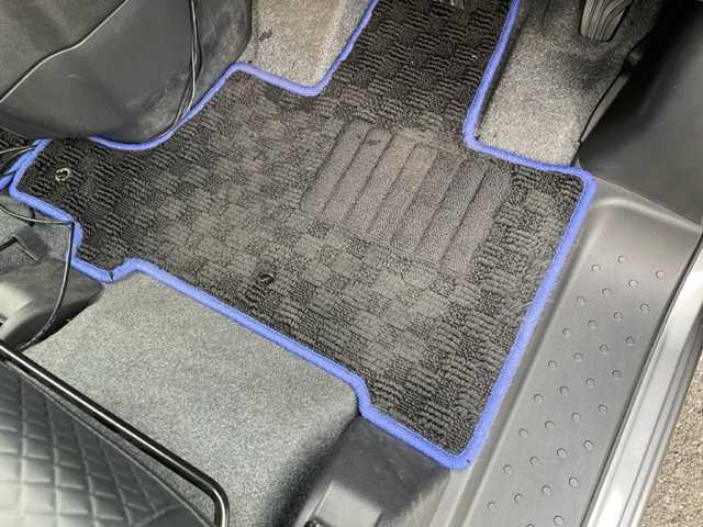 日産 セレナ e－パワー ハイウェイスター V 神奈川県 2020(令2)年 2.9万km ダークメタルグレー ワンオーナー/プロパイロット/・インテリジェントクルーズコントロール/社外メモリナビ【AVIC-RQ911】/・DTV/DVD/CD/BT/SD/全方位カメラ/クリアランスソナー/カブロンシート/インテリジェントルームミラー/ETC/後席用モニター/両側パワースライドドア/後席用サンシェード/インテリジェントエマージェンシーブレーキ/後側方車両検知警報/後側方衝突防止支援/車線逸脱警報/車線逸脱防止支援/純正15インチAW/オートライト/純正LEDヘッドライト/フォグランプ/プッシュEgスタート/ストップ/インテリジェントキー×2/ターンランプ付電動格納ドアミラー/純正フロアマット/取扱説明書/新車時保証書