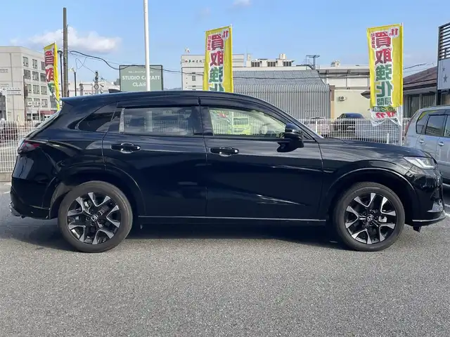 ホンダ ＺＲ－Ｖ ハイブリッド e:HEV Z 奈良県 2023(令5)年 3.5万km クリスタルブラックパール 禁煙/ワンオーナー/BOSEサウンド/黒革シート/ホンダセンシング/純正18AW/ホンダコネクトナビ/BT/フルセグ/バックカメラ/全方位モニター/ビルトインETC2.0/メモリー機能付きパワーシート/シートヒーター（前席）/マルチビューカメラシステム/BSM/ACC/LTA/CMBS/標識認識機能/ハンズフリーアクセスパワーテールゲート（予約クローズ機能付き）/先行車発進お知らせ/後退出庫サポート/横滑り防止装置/電子制御パーキングブレーキ/ブレーキホールド/シートスライド自動昇降モード/降車時オートドアロック/パドルシフト/本革巻きステアリング/ステアリングスイッチ/ステアリングヒーター/LEDオートライト/オートリトラウィンカーミラー/シーケンシャルウィンカー/アダプティブドライビングビーム/純正フロアマット/純正ドアバイザー/スペアスマートキー/新車時保証書/取扱説明書