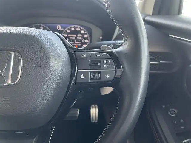 ホンダ ＺＲ－Ｖ ハイブリッド e:HEV Z 奈良県 2023(令5)年 3.5万km クリスタルブラックパール 禁煙/ワンオーナー/BOSEサウンド/黒革シート/ホンダセンシング/純正18AW/ホンダコネクトナビ/BT/フルセグ/バックカメラ/全方位モニター/ビルトインETC2.0/メモリー機能付きパワーシート/シートヒーター（前席）/マルチビューカメラシステム/BSM/ACC/LTA/CMBS/標識認識機能/ハンズフリーアクセスパワーテールゲート（予約クローズ機能付き）/先行車発進お知らせ/後退出庫サポート/横滑り防止装置/電子制御パーキングブレーキ/ブレーキホールド/シートスライド自動昇降モード/降車時オートドアロック/パドルシフト/本革巻きステアリング/ステアリングスイッチ/ステアリングヒーター/LEDオートライト/オートリトラウィンカーミラー/シーケンシャルウィンカー/アダプティブドライビングビーム/純正フロアマット/純正ドアバイザー/スペアスマートキー/新車時保証書/取扱説明書