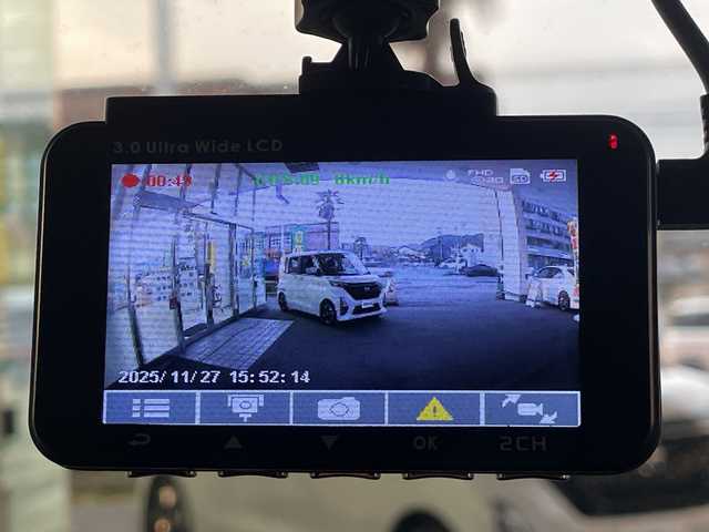 スズキ スペーシア カスタム TS 福島県 2013(平25)年 9.5万km スチールシルバーM 純正ナビ　バックカメラ　前方ドライブレコーダー　ステアリングスイッチ　純正フロアマット　プッシュスタート　ＩＳＯＦＩＸ　純正１５インチＡＷ　ＨＩＤヘッドライト　フォグランプ　スマートキー　スペアキー