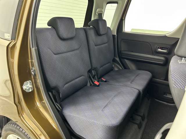 スズキ ワゴンＲ HYBRID FZ 三重県 2017(平29)年 2.6万km ブレイブカーキP /禁煙車//純正ナビ/ＣＤ／ＤＶＤ／フルセグTV/Ｂｌｕｅｔｏｏｔｈ／ＡｐｐｌｅＣａｒＰｌａｙ／ＡｎｄｒｏｉｄＡｕｔｏ//全方位モニター//衝突軽減ブレーキ//セーフティパッケージ装着車//ヘッドアップディスプレイ//革巻きステアリング//ステアリングスイッチ//ステアリングチルド機構//ウィンカー・電動格納式ミラー//プッシュスタート//スペアキー//オートライト//サイドバイザー//リアワイパー//純正14インチアルミ//純正フロアマット