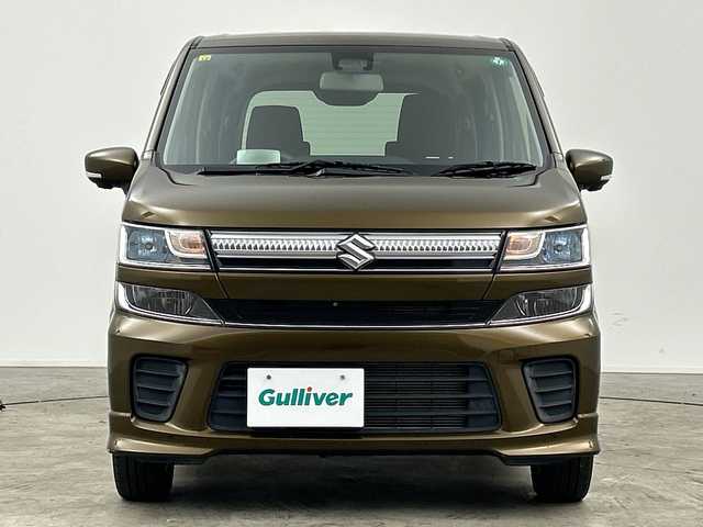 スズキ ワゴンＲ HYBRID FZ 三重県 2017(平29)年 2.6万km ブレイブカーキP /禁煙車//純正ナビ/ＣＤ／ＤＶＤ／フルセグTV/Ｂｌｕｅｔｏｏｔｈ／ＡｐｐｌｅＣａｒＰｌａｙ／ＡｎｄｒｏｉｄＡｕｔｏ//全方位モニター//衝突軽減ブレーキ//セーフティパッケージ装着車//ヘッドアップディスプレイ//革巻きステアリング//ステアリングスイッチ//ステアリングチルド機構//ウィンカー・電動格納式ミラー//プッシュスタート//スペアキー//オートライト//サイドバイザー//リアワイパー//純正14インチアルミ//純正フロアマット