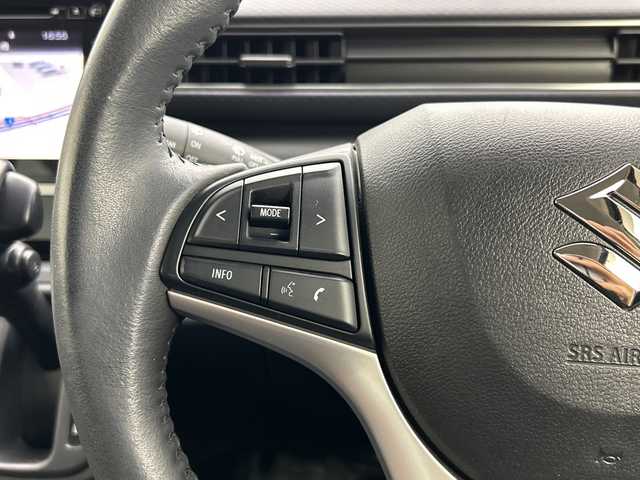 スズキ ワゴンＲ HYBRID FZ 三重県 2017(平29)年 2.6万km ブレイブカーキP /禁煙車//純正ナビ/ＣＤ／ＤＶＤ／フルセグTV/Ｂｌｕｅｔｏｏｔｈ／ＡｐｐｌｅＣａｒＰｌａｙ／ＡｎｄｒｏｉｄＡｕｔｏ//全方位モニター//衝突軽減ブレーキ//セーフティパッケージ装着車//ヘッドアップディスプレイ//革巻きステアリング//ステアリングスイッチ//ステアリングチルド機構//ウィンカー・電動格納式ミラー//プッシュスタート//スペアキー//オートライト//サイドバイザー//リアワイパー//純正14インチアルミ//純正フロアマット