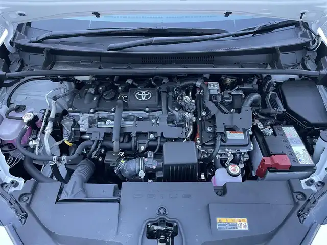 トヨタ プリウス X 滋賀県 2024(令6)年 0.2万km スーパーホワイトⅡ 社外SDナビ/(BT/AM/FM)/バックカメラ/ビルトインETC/AC１００V充電/衝突軽減ブレーキ/パーキングサポートブレーキ/盗難防止装置/ブラインドスポットモニター/クリアランスソナー/追従クルーズコントロール/レーンキープアシスト/LEDヘッドライト/オートマチックハイビーム/ドライブレコーダー/スペアキー