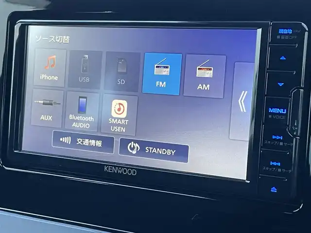 トヨタ プリウス X 滋賀県 2024(令6)年 0.2万km スーパーホワイトⅡ 社外SDナビ/(BT/AM/FM)/バックカメラ/ビルトインETC/AC１００V充電/衝突軽減ブレーキ/パーキングサポートブレーキ/盗難防止装置/ブラインドスポットモニター/クリアランスソナー/追従クルーズコントロール/レーンキープアシスト/LEDヘッドライト/オートマチックハイビーム/ドライブレコーダー/スペアキー