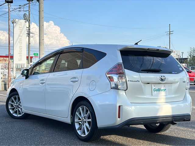 トヨタ プリウス α S ツーリングセレクション 岐阜県 2014(平26)年 8.3万km ホワイトパールクリスタルシャイン /純正フロントスポイラー//純正リアアンダースポイラー//純正HDDナビ(NHZN-W61G)/(フルセグTV/BT/HDD/SD)//バックカメラ//ビルトインＥＴＣ//LEDヘッドライト//フォグランプ//スマートキー//スペアキーx1//純正17インチAW//ステアリングスイッチ