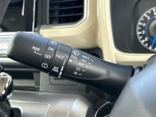 スズキ クロスビー HYBRID MZ 岩手県 2019(令1)年 3.8万km ミネラルグレーM 衝突軽減　ナビ　全周囲カメラ　ＣＤ　ＤＶＤ　Ｂｌｕｅｔｏｏｔｈ　クルーズコントロール　オートＬＥＤライト　純正１６インチＡＷ　パドルシフト　シートヒーター　コーナーセンサー　スペアキー　12V電源