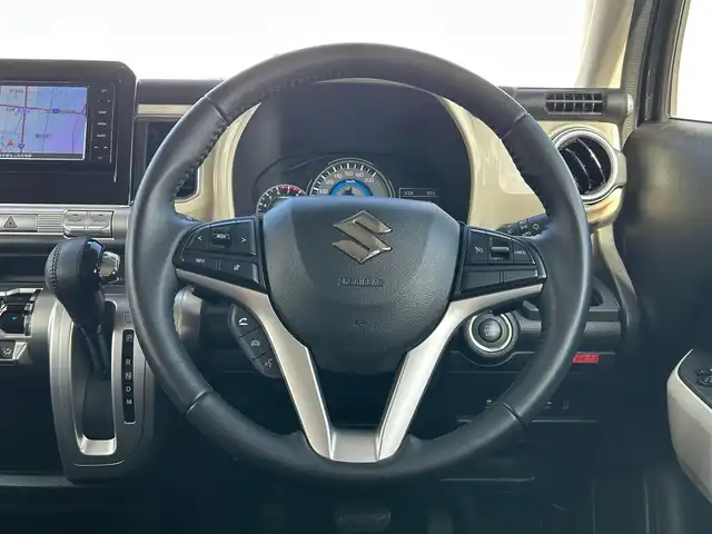 スズキ クロスビー HYBRID MZ 岩手県 2019(令1)年 3.8万km ミネラルグレーM 衝突軽減　ナビ　全周囲カメラ　ＣＤ　ＤＶＤ　Ｂｌｕｅｔｏｏｔｈ　クルーズコントロール　オートＬＥＤライト　純正１６インチＡＷ　パドルシフト　シートヒーター　コーナーセンサー　スペアキー　12V電源