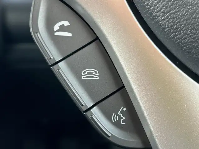 スズキ クロスビー HYBRID MZ 岩手県 2019(令1)年 3.8万km ミネラルグレーM 衝突軽減　ナビ　全周囲カメラ　ＣＤ　ＤＶＤ　Ｂｌｕｅｔｏｏｔｈ　クルーズコントロール　オートＬＥＤライト　純正１６インチＡＷ　パドルシフト　シートヒーター　コーナーセンサー　スペアキー　12V電源