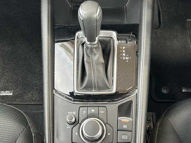 マツダ ＣＸ－５ XD プロアクティブ 静岡県 2018(平30)年 6.8万km ソウルレッドクリスタルM 純正SDナビ/・DVD/・CD/・Bluetooth/・フルセグTV/・AM/・FM/・USB/・AUX/主要装備/BOSEサウンド/・プリクラッシュ/・バックカメラ/・アラウンドビューモニター/・コーナーセンサー前後/・クリアランスソナー/・レーンキープアシスト/・オートホールド/・横滑り防止/・クルーズコントロール/・ブラインドスポットモニター/・純正アルミホイール/・純正フロアマット/・MT付きFAT/・電動リアゲート/・ハンドルヒーター/・シートヒーター/・パワーシート/・ステアリングリモコン/・アイドリングストップ/・LEDヘッドライト/・オートライト/・プッシュスタート/・スマートキー/・ETC