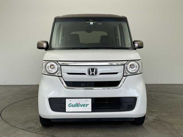 ホンダ Ｎ ＢＯＸ G･L ホンダセンシング カッパーブラウンスタイル 兵庫県 2019(平31)年 5.1万km パールⅡ ・純正ナビ（VXM-194VFi）/CD/DVD/SD/フルセグ/USB/BT/・バックカメラ/・ビルトインETC/・HondaSENSING/・衝突軽減ブレーキ/・誤発進抑制機能/・後方誤発進抑制機能/・歩行者事故低減ステアリング/・路外逸脱抑制機能/・アダプティブ・クルーズ・コントロール/・車線維持支援システム/・オートハイビーム/・先行車発進お知らせ機能/・標識認識機能/・前方ドライブレコーダー/・LEDライト/・スマートキー/・ウインカー付きドアミラー/・電動格納式ドアミラー/・両側パワースライドドア/・カラーコードNH883PB